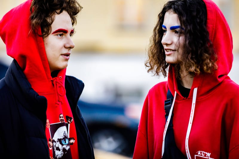 Street Style at Moscow Fashion Week SS19 Was Unique & Experimental