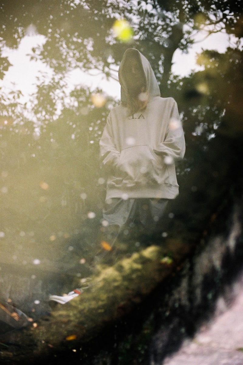 ALICE LAWRANCE XX Fall/Winter 2018 Collection A.L Embroidered Reverse-Weave Hoodie Cream