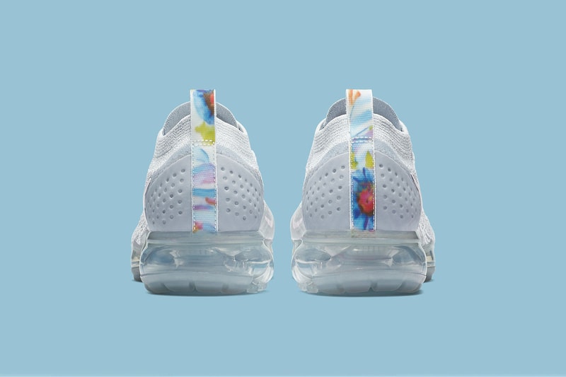 Nike Air VaporMax Flyknit 2.0 Pure Platinum Floral