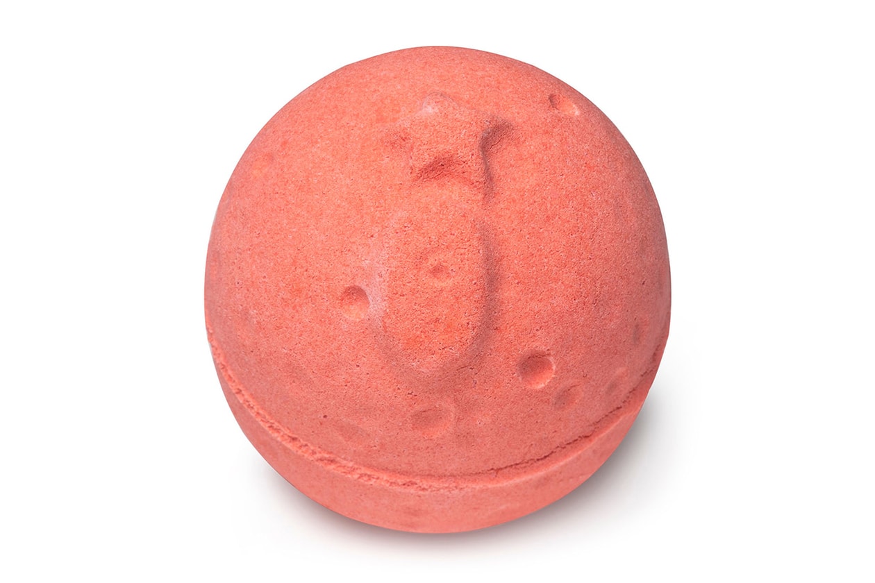 Lush Pink Bath Bomb Art Beauty Bubbles Cosmetics