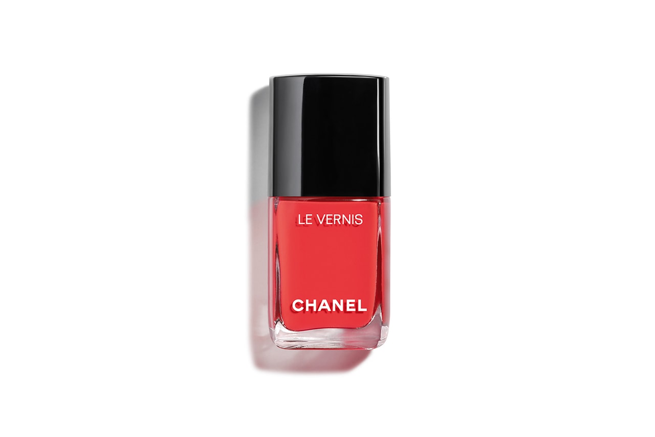 Chanel LE BLANC 2019 Pierres de Lumière Makeup Lipsticks Blush Highlighter Nail Polish 