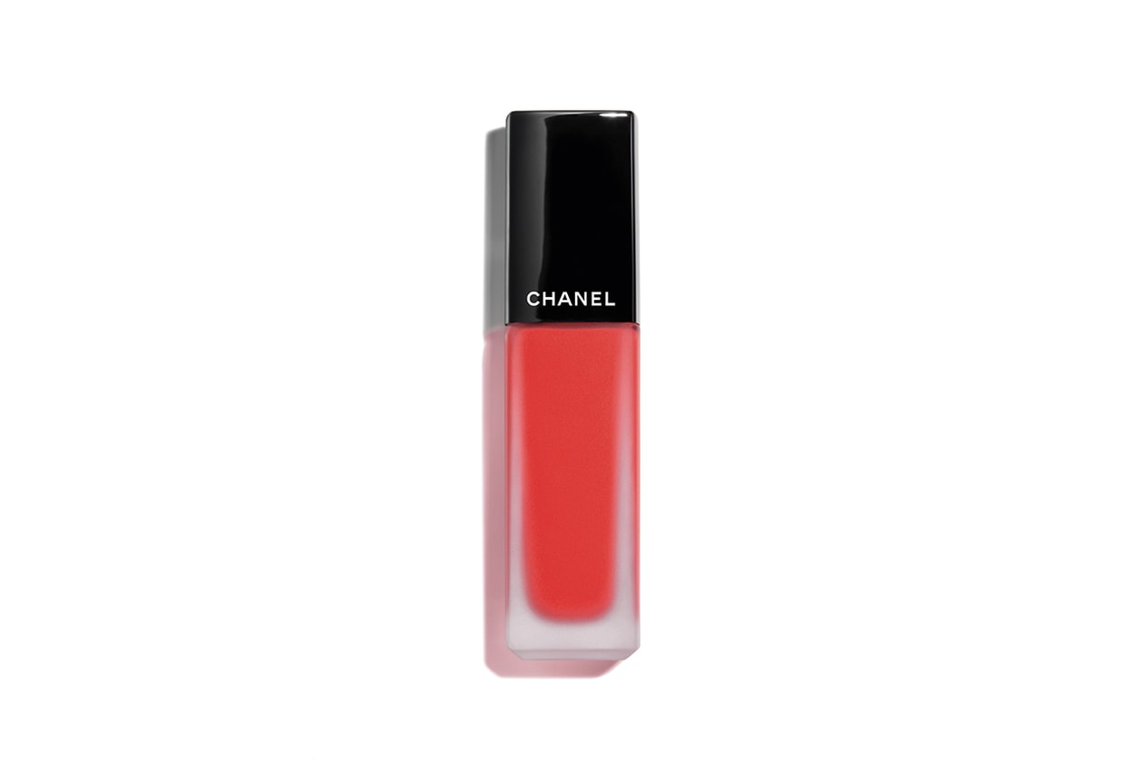 Chanel LE BLANC 2019 Pierres de Lumière Makeup Lipsticks Blush Highlighter Nail Polish 