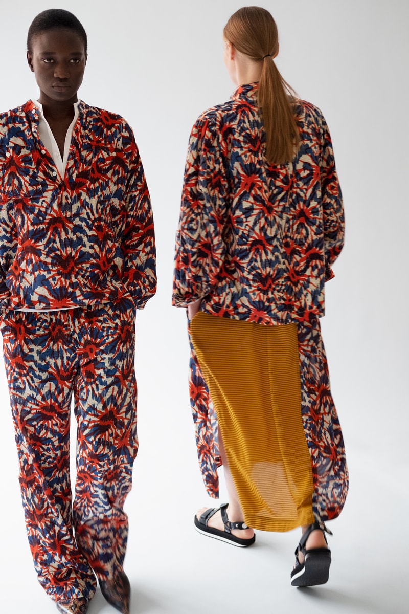 HOPE Pre Fall 2019 Lookbook Floral Blazer Pants Red Blue