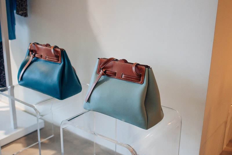 loewe jw anderson closer look ss19 spring summer 2019 puzzle gate hammock handbags