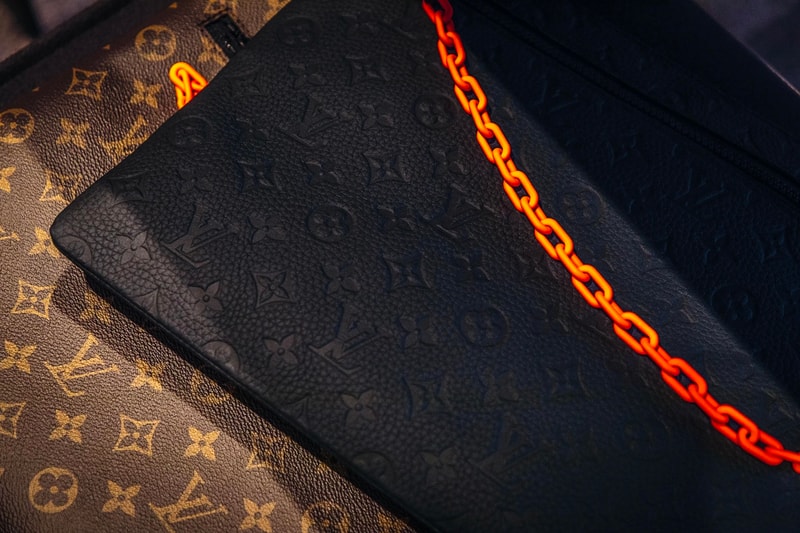 louis vuitton virgil abloh ss19 spring summer 2019 menswear monogram bag orange chain