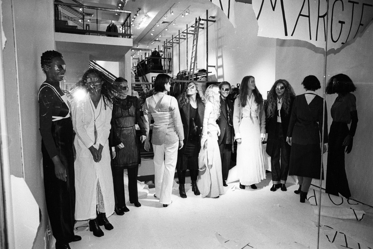 Jeremy Scott Bella Hadid Moschino, Fashion, Promis, Designer, Kleidung, Red Carpet