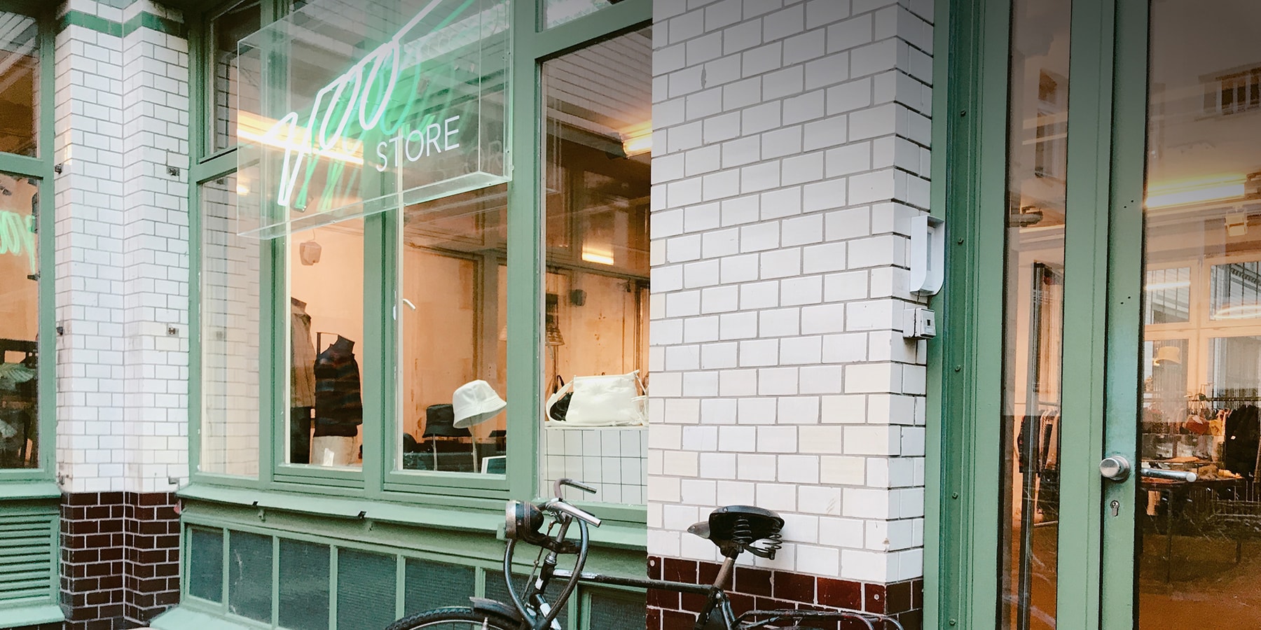 Best Places to Eat, Shop and See in Berlin City Guide Fashion Food Restaurants Cafe Shopping Voo Store Overkill Wood Wood Five Elephants Review