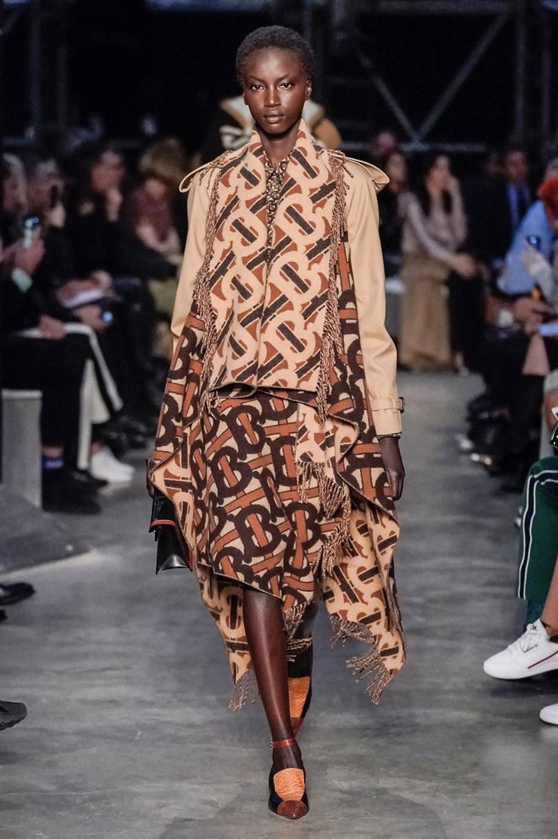 Burberry Fall/Winter 2019 London Fashion Week Show Riccardo Tisci Presentation Runway Pieces FW19 LFW 