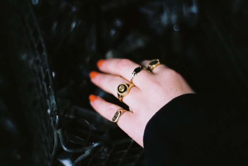 Girl on Kicks FILA DSTR97 Editorial Rings Gold