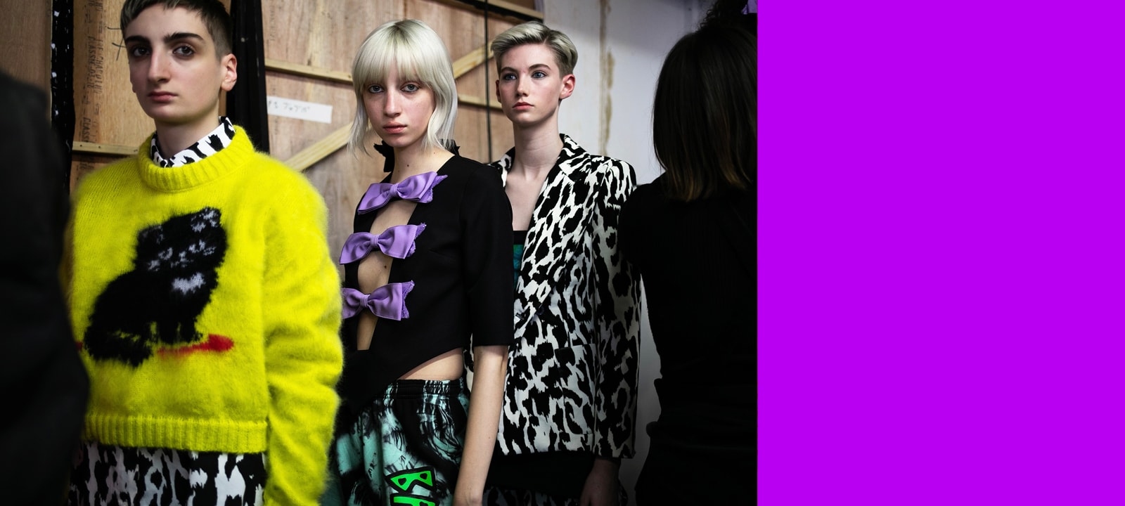 Ashley Williams Take a look at the highlights below and while you are here, read Backstage Fw19 Fall Winter 2019 Yellow Cat Sweater Purple Bows 