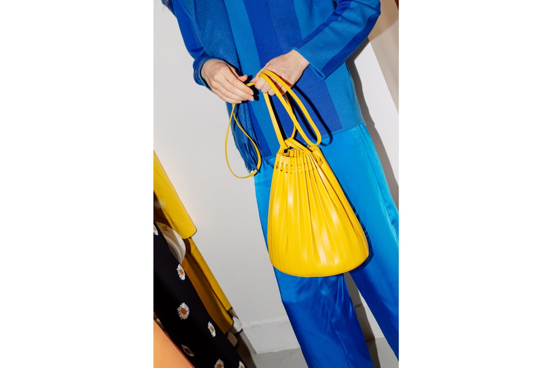 Mansur Gavriel Spring Summer 2019 Collection New York Fashion Week Top Pants Yellow Vegetable Tanned Pleated Bucket Bag Cammello