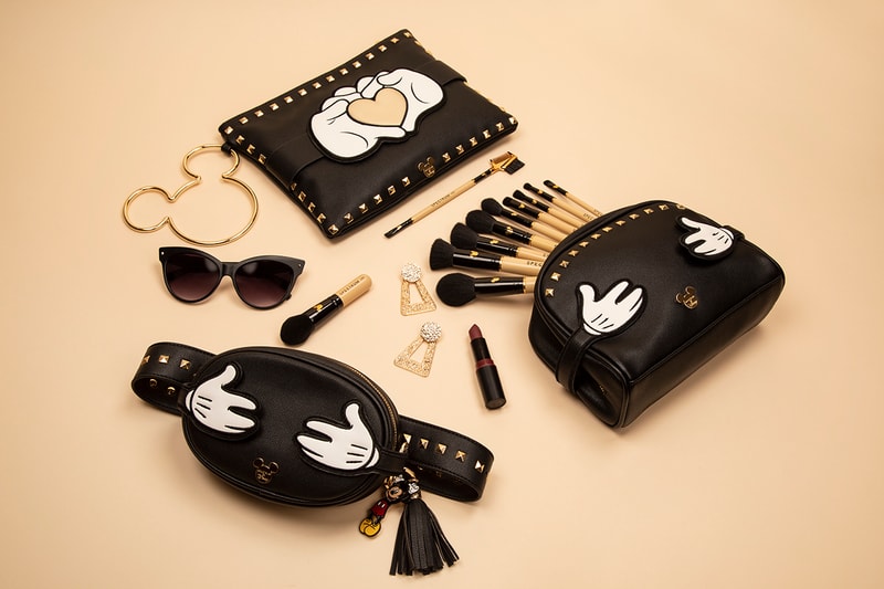 Mickey Mouse Makeup Brushes Disney Spectrum Pouch Bag Black Gold Beauty Cosmetics 