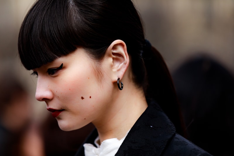 Paris Fashion Week Street Style Fall Winter 2019 Blazer Black Shirt White