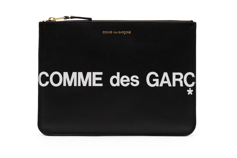 COMME des GARÇONS Red and Black Logo Wallets White Big Print Coin Pouch