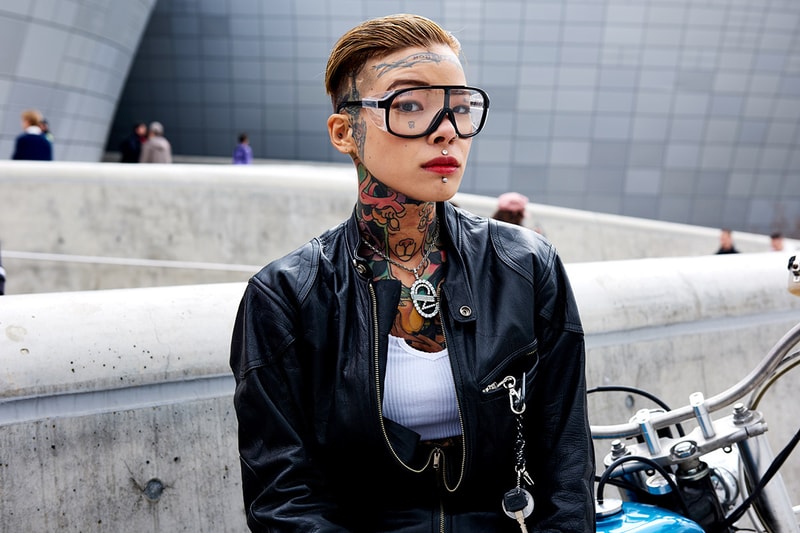 Seoul Fashion Week Fall/Winter 2019 Street Style Balenciaga Gucci Louis Vuitton Nike A Cold Wall Moschino 