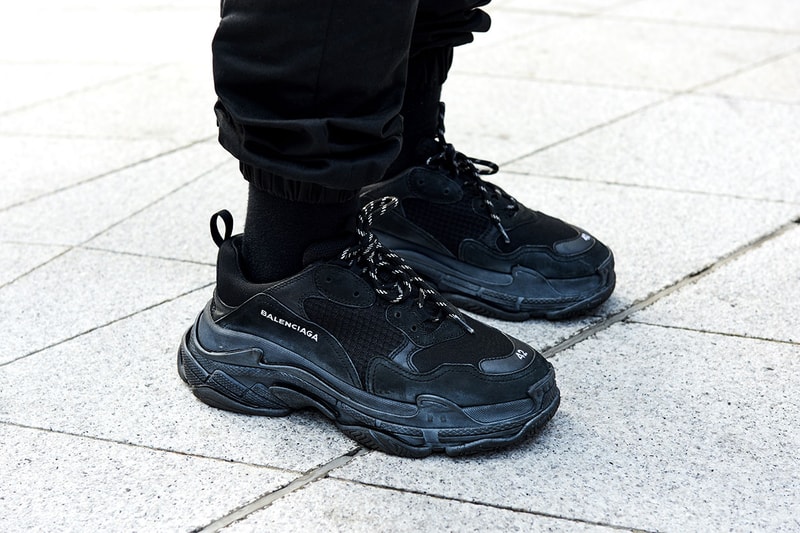 Seoul Fashion Week Fall/Winter 2019 Street Style Balenciaga Gucci Louis Vuitton Nike A Cold Wall Moschino 