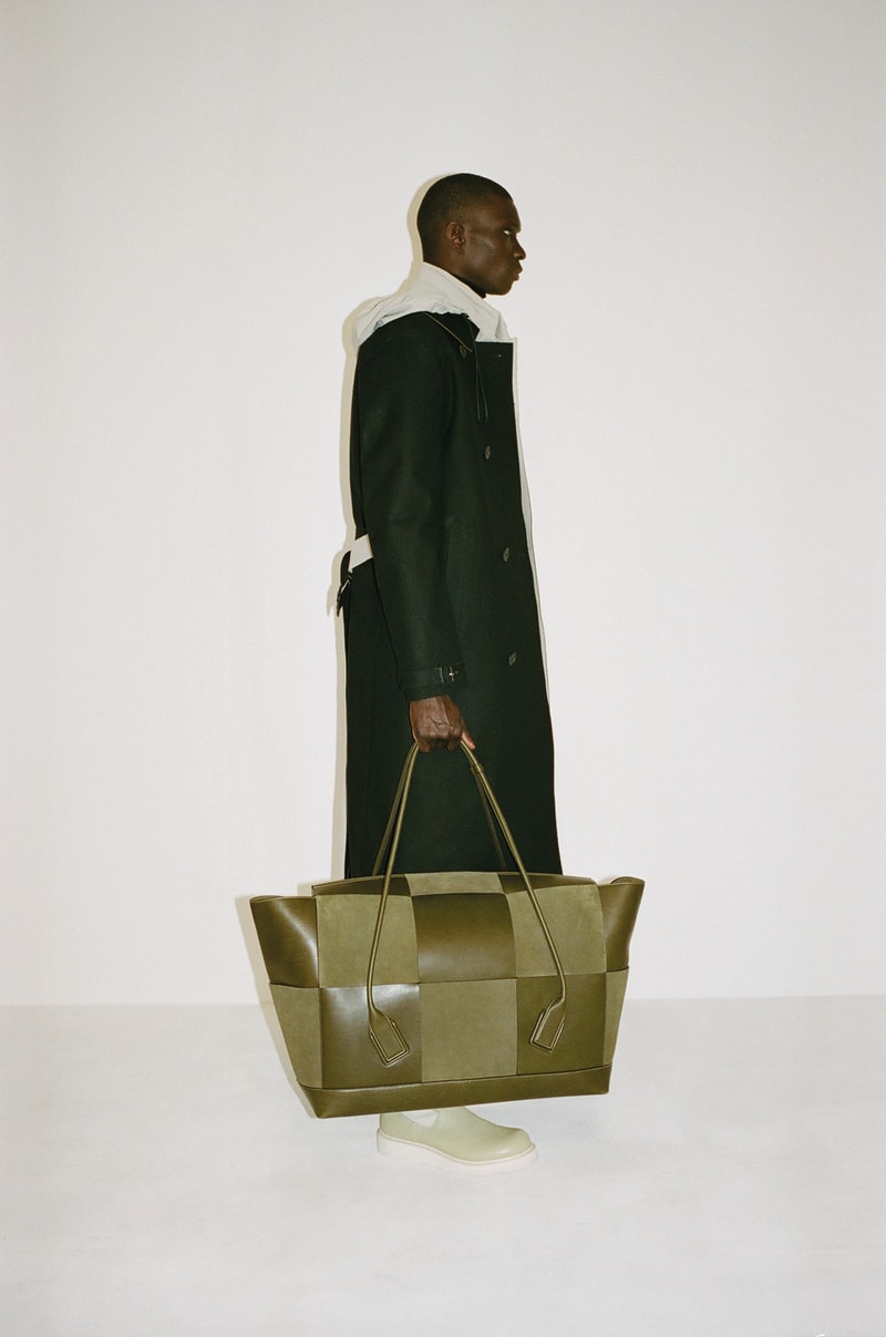 Bottega Veneta The Arco Bag Daniel Lee Pre-Fall 2019 Lookbook Olive Green Big Large