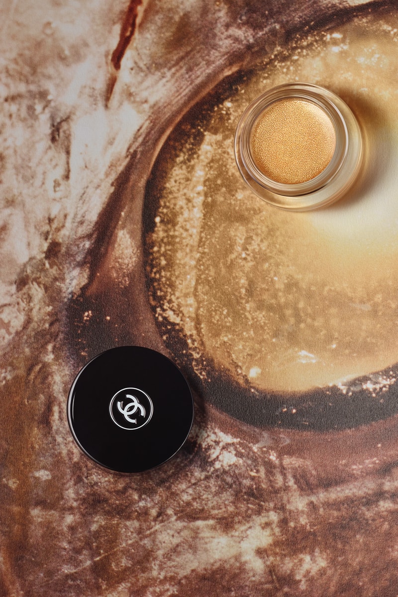 Chanel Beauty Cruise 2019 Makeup Highlighter Eyeshadow Single Logo CC