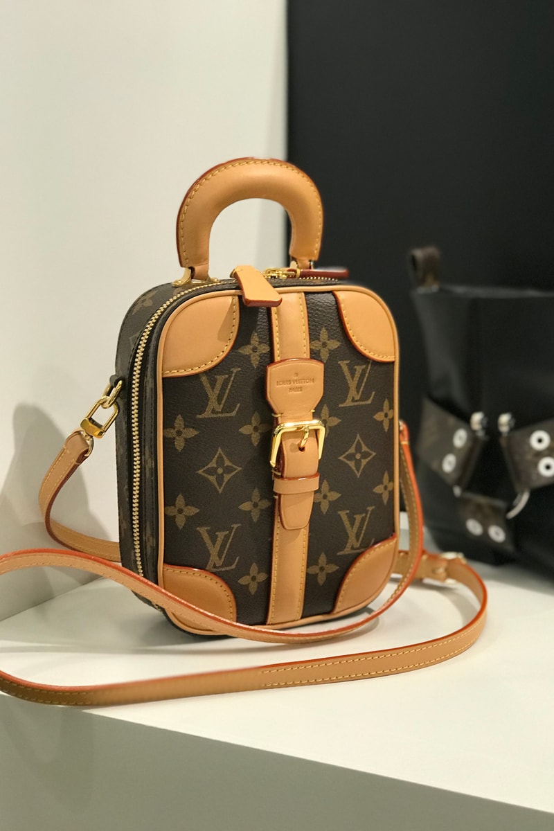 Louis Vuitton Fall Winter 2019 Closer Look Logo Handbag Brown Tan