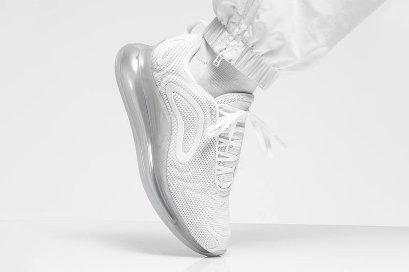 air max 720 metallic white