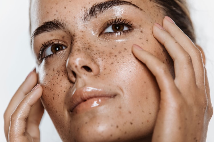 The 10 Best Vitamin C Products to Brighten Your Complexion & Erase Dark Marks