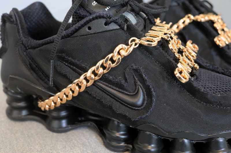 Comme Des Garçons Nike Shox TL Black Closer Look Chain Detail Shots Sneaker Shoe Release