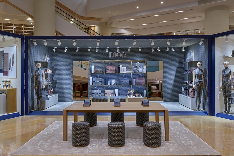 Dior ABCDior Pop Up Hong Kong Pacific Place Sneakers Bags Oblique