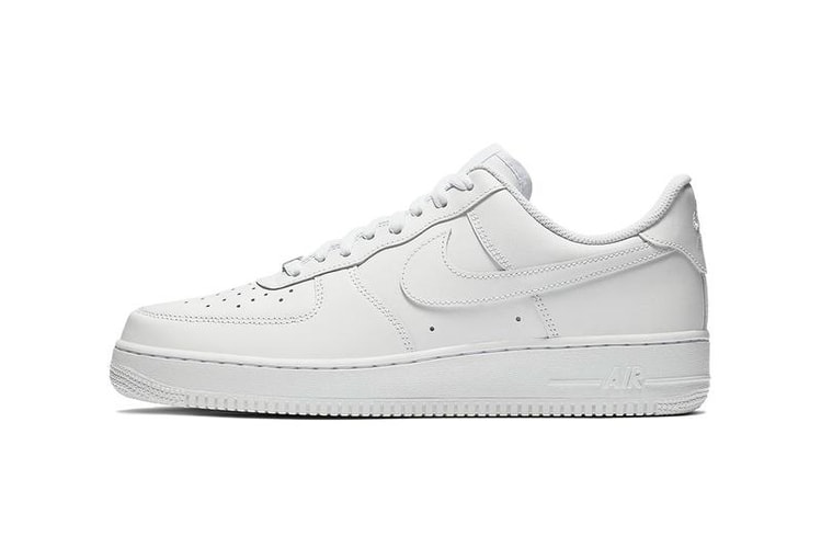 This Nike Air Force 1 Actually Glows Under UV Light