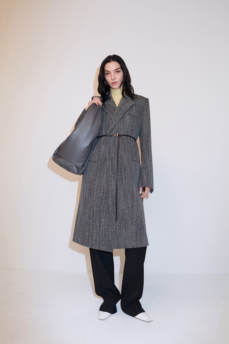 bottega veneta pre spring 2020 lookbook daniel lee leather bag footwear