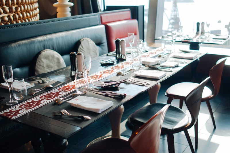 game of thrones drag queen brunch buffet w hotel hong kong all you can eat sansa stark daenerys targaryen arya cersei lannister food dessert seafood lgbtq pride month dj weekend party