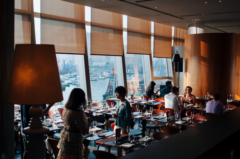 game of thrones drag queen brunch buffet w hotel hong kong all you can eat sansa stark daenerys targaryen arya cersei lannister food dessert seafood lgbtq pride month dj weekend party