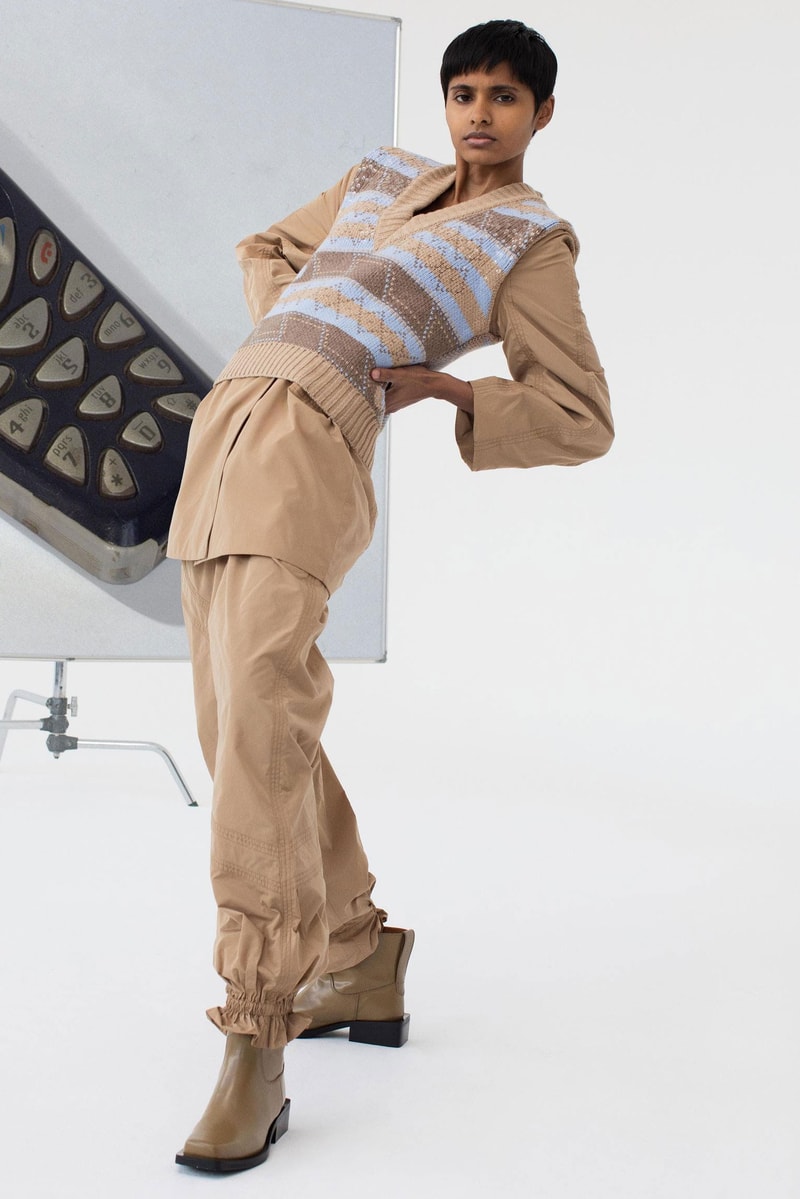 GANNI Pre-Spring 2020 Collection Lookbook Beige Khaki Tan Taupe Sand Trench Coat Jacket Silk Scarf Hat Beret 