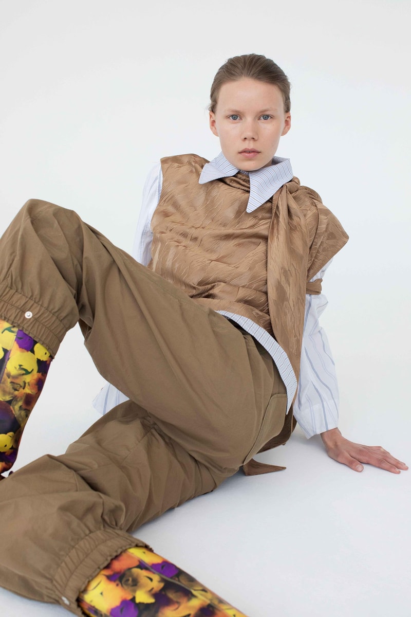 GANNI Pre-Spring 2020 Collection Lookbook Beige Khaki Tan Taupe Sand Trench Coat Jacket Silk Scarf Hat Beret 