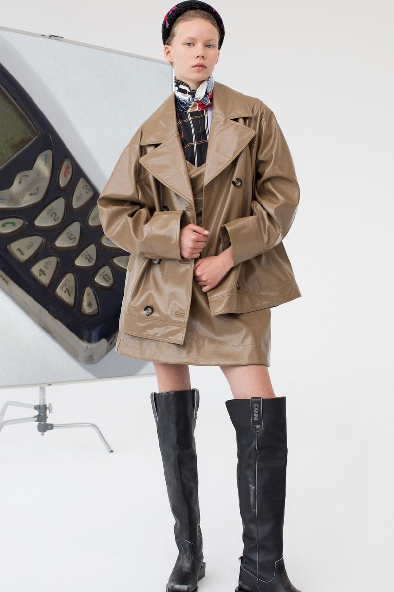 GANNI Pre-Spring 2020 Collection Lookbook Beige Khaki Tan Taupe Sand Trench Coat Jacket Silk Scarf Hat Beret 