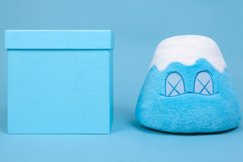 KAWS AllRightsReserved Japan Collection Drop T-shirt Tote Collectibles Pastel Blue Pink Gray Black White Figurines Pin Mugs Cups Plush