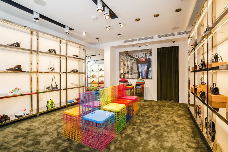 off-white virgil abloh accessories jitney bag soho new york city nyc manhattan prince street empty gallery store footwear leather goods