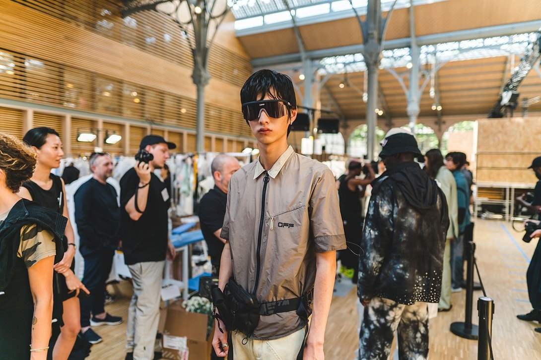 Off-White Virgil Abloh Spring Summer 2020 Paris Fashion Week Show Collection Backstage Gigi Hadid Blazer White Green Blue Red