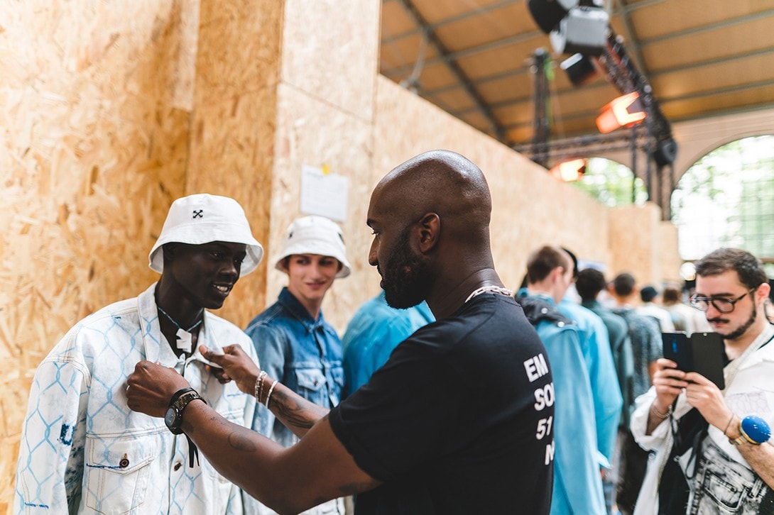 Off-White Virgil Abloh Spring Summer 2020 Paris Fashion Week Show Collection Backstage Gigi Hadid Blazer White Green Blue Red