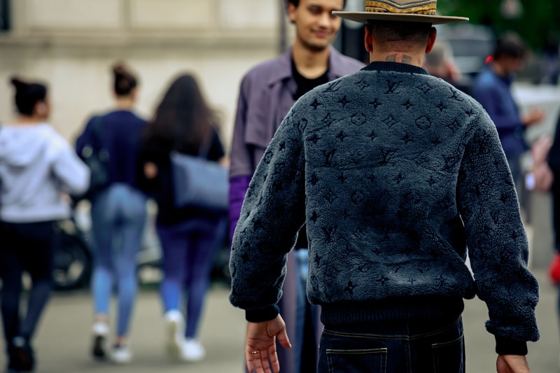 Paris Fashion Week Men's Spring Summer 2020 Street Style Jacket Black Shirt White