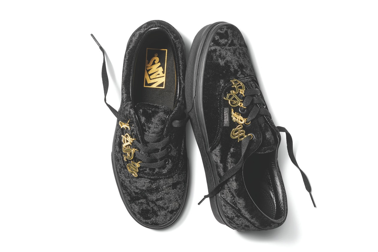 Vans Era Crushed Velvet Gold Logo Charms Nameplate Black Red