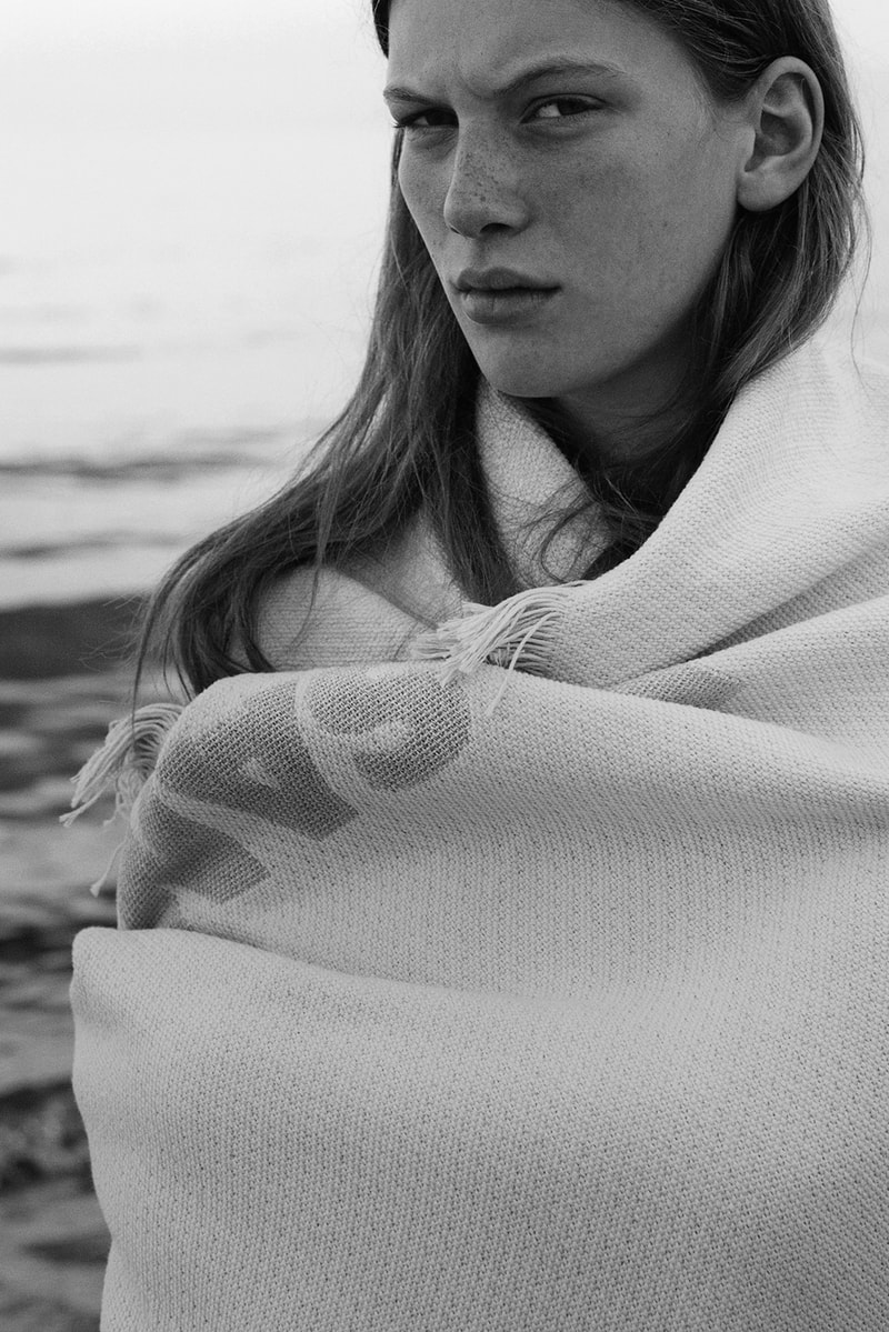 jil sander summer project capsule collection natural materials sustainable fashion clothes minimal dresses jumpsuits shirts hats sandals beach towel unisex footwear accessories