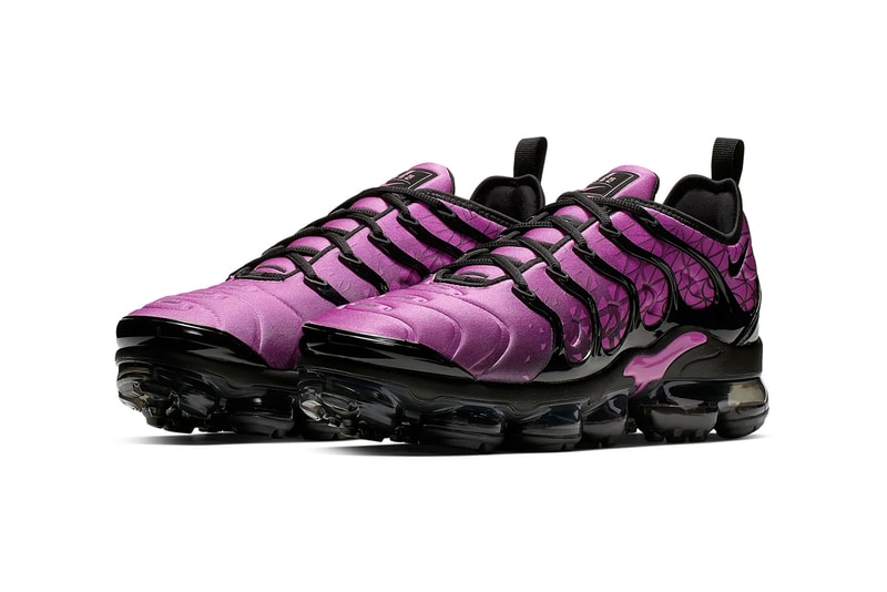 nike air vapormax plus metallic silver active fuchsia sneakers footwear sneakerhead