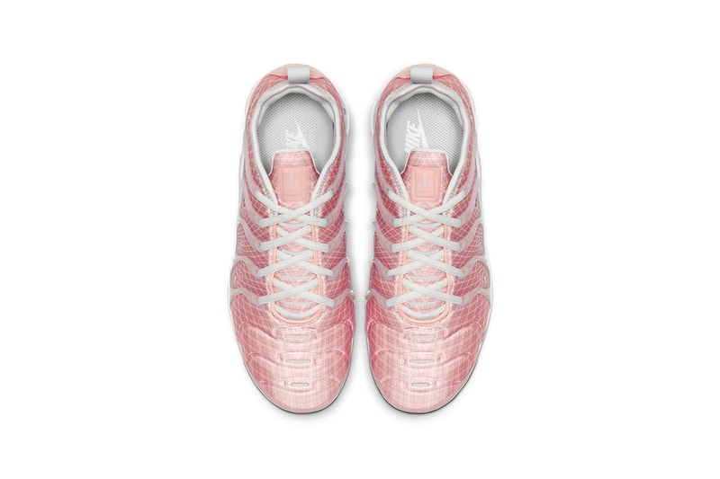 nike vapormax plus womens pink bleached coral sneakers sneakerhead footwear shoes