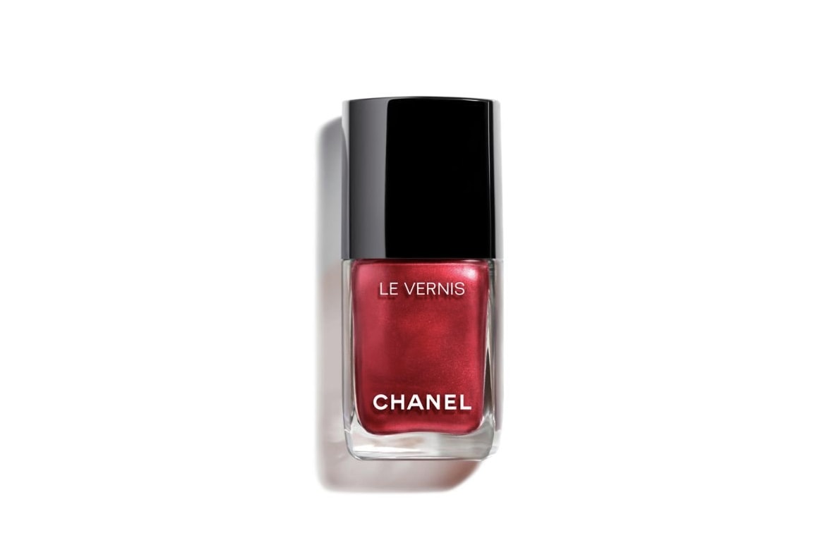 Best Red Nail Polish Colors For Fall Season Chanel OPI Christian Louboutin Tom Ford Beauty Makeup Nails