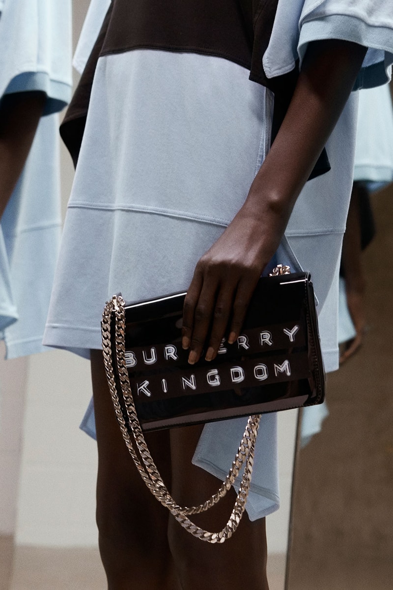 burberry lola bags purses clutches fall winter riccardo tisci