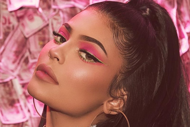 Kylie Jenner Teams up with Ellen DeGeneres For Her 22nd Birthday Makeup Collection