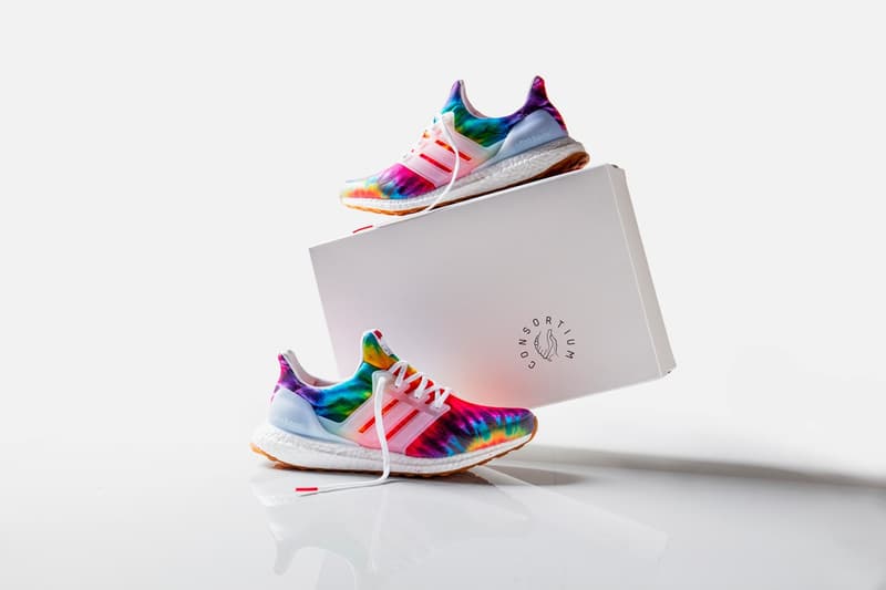 adidas gazelle silver green womens Adidas Consortium GZ2922 Ultra Boost Heat Map Mens Running Shoe
