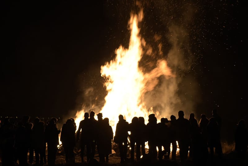 Nickelodeon Reboots the '90s Cult Classic 'Are You Afraid of the Dark?'