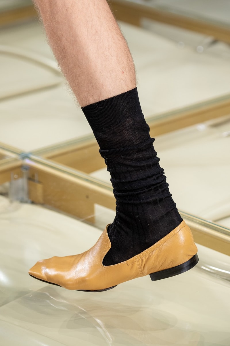 best bags shoes footwear bottega veneta milan fashion week mfw spring summer 2020 show clutches heels leather