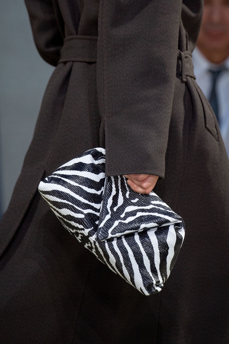 best bags shoes footwear bottega veneta milan fashion week mfw spring summer 2020 show clutches heels leather